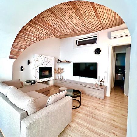 L'Arco Sul Lago • Gold Apartment Castro  Exterior photo